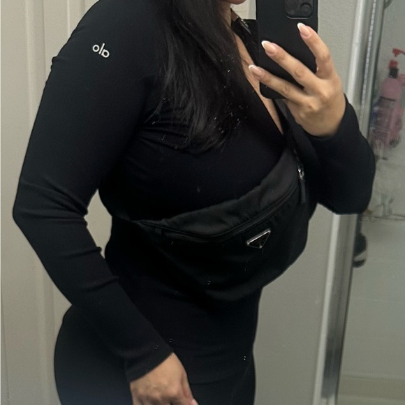 Prada Re-Nylon and Saffiano leather belt bag - Picture 4 of 15